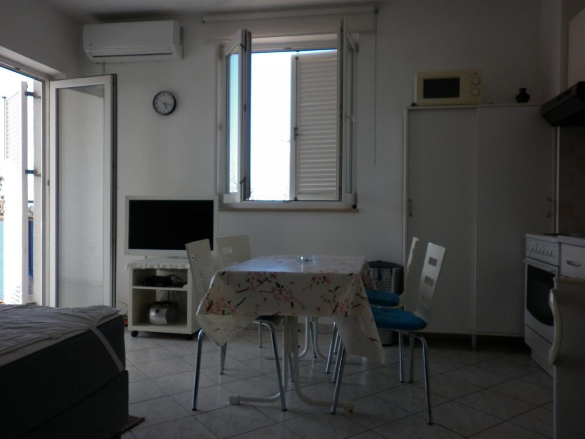 Apartment Antoncic Dramalj Exterior photo