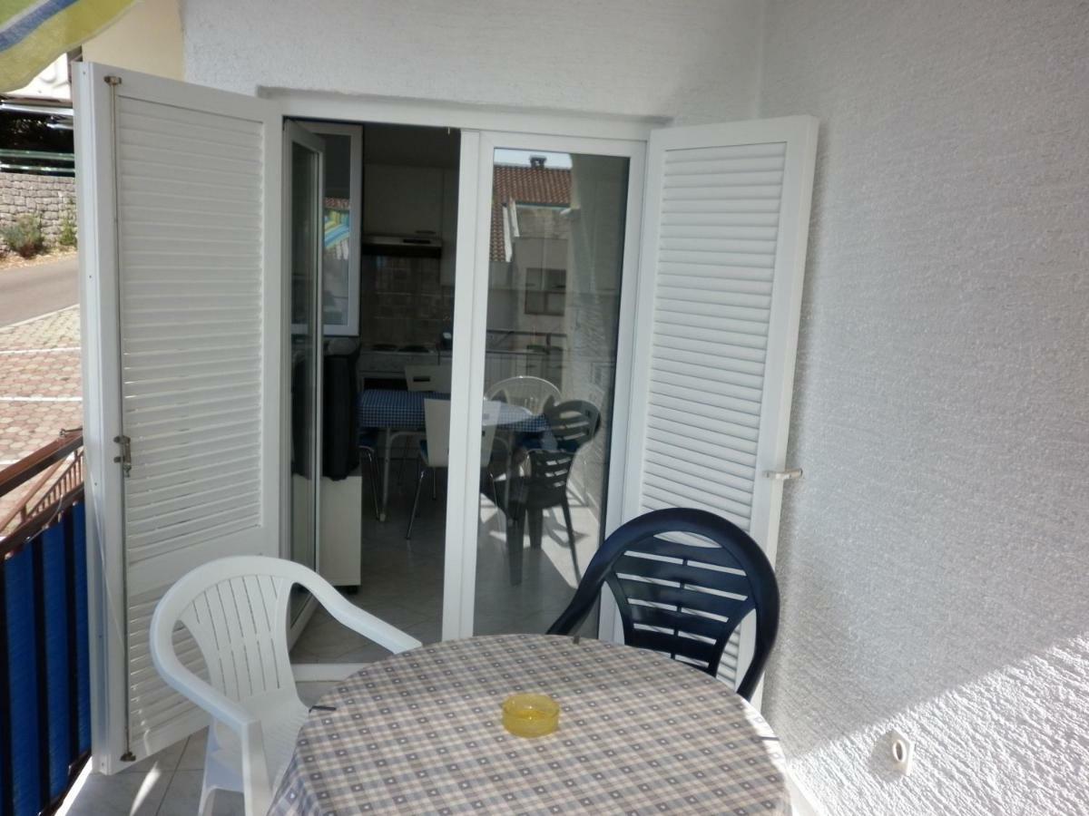 Apartment Antoncic Dramalj Exterior photo